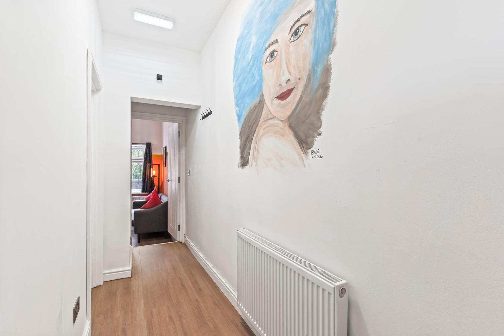 4 Bedroom, 2 Bath In Newcastle Town Centre Exterior photo